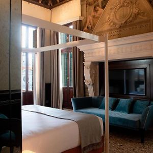 Suite con letto queen size